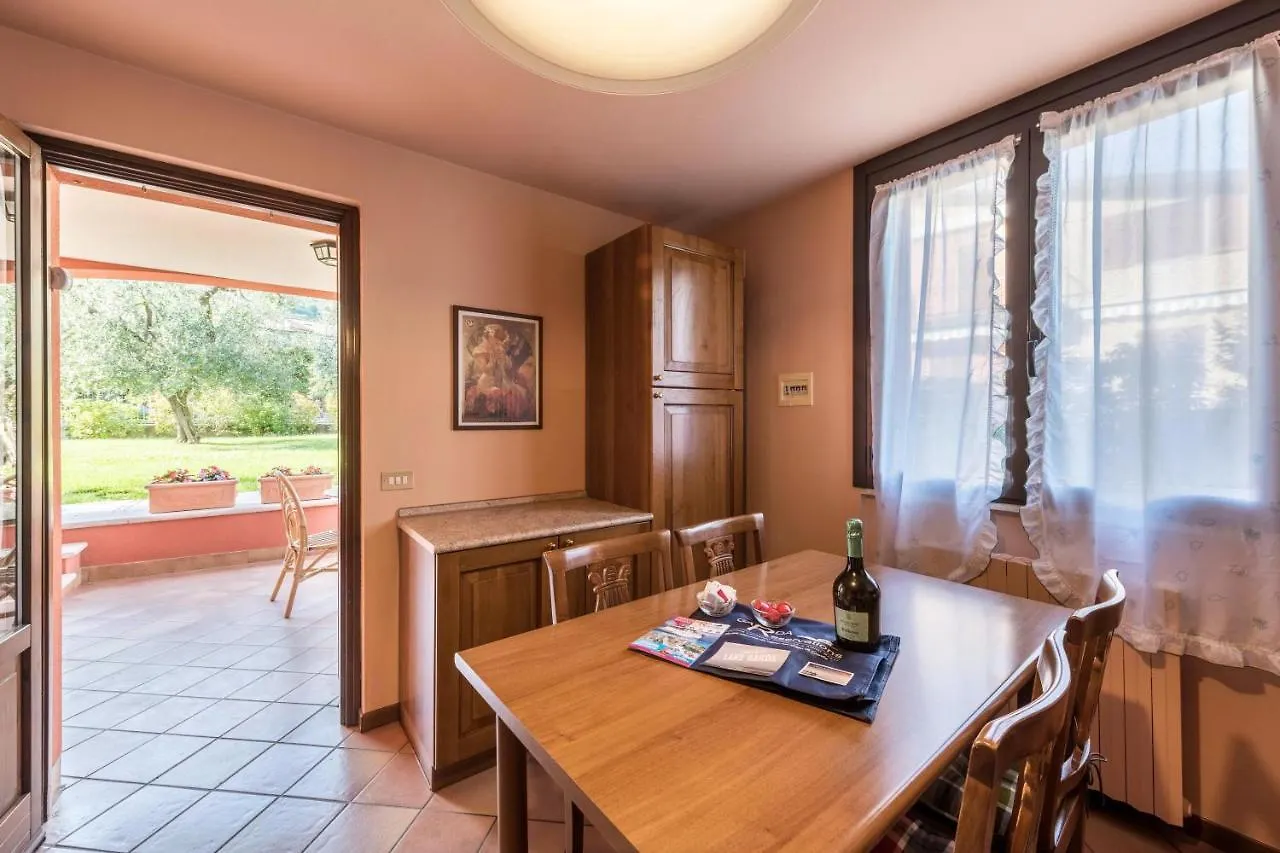 Casa Vacanze Matisse Toscolano Maderno Apartment