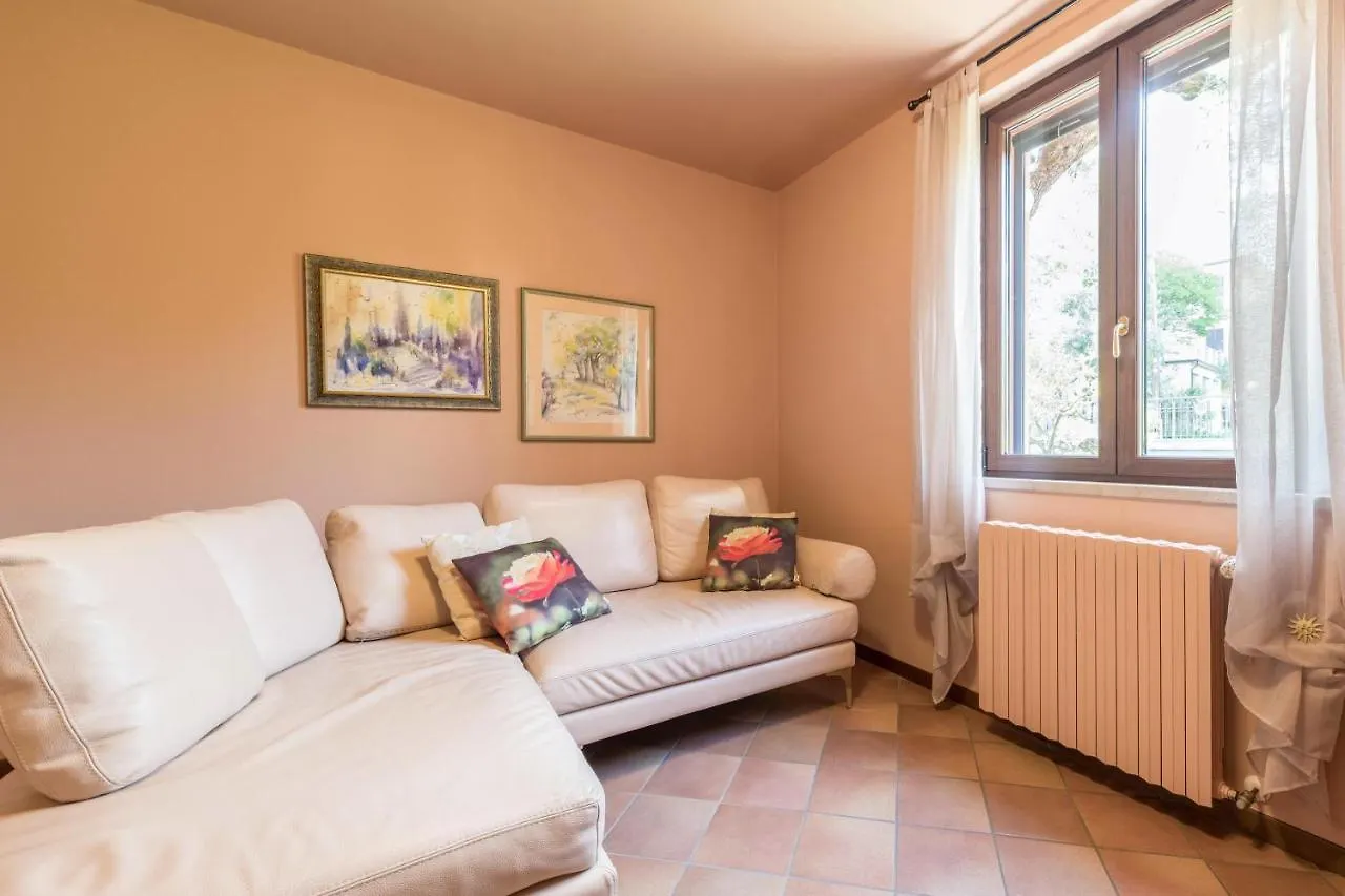 Apartment Casa Vacanze Matisse Toscolano Maderno