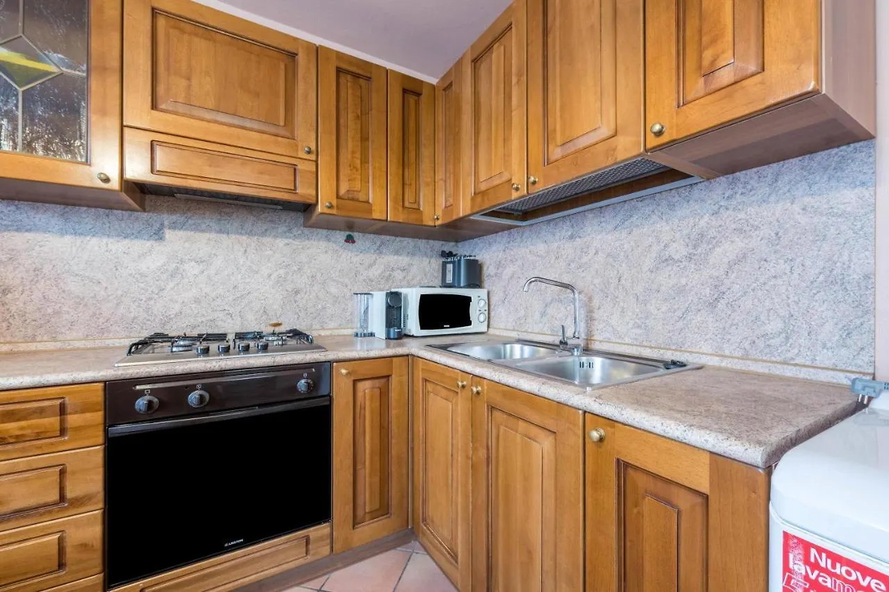 Apartment Casa Vacanze Matisse Toscolano Maderno Italy